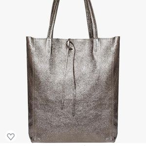 Takeasy metallic leather tote